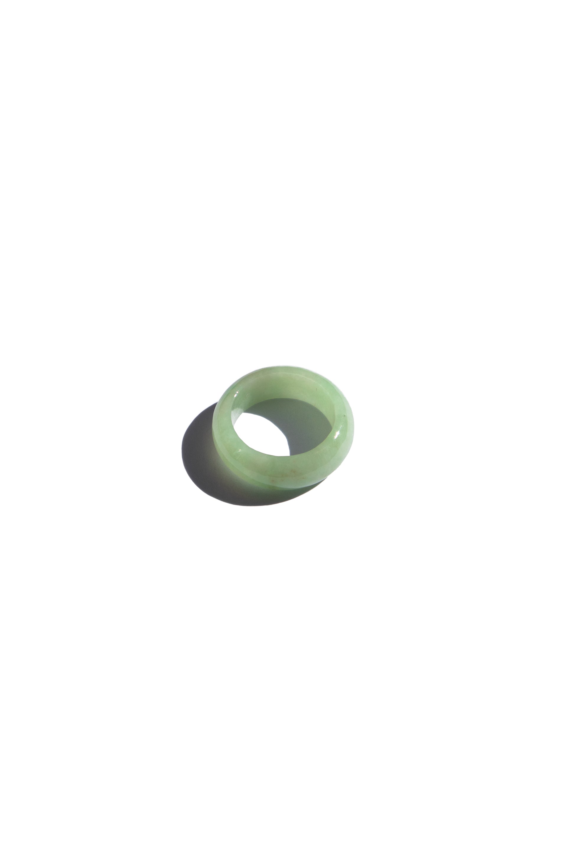 Light green hot sale jade ring