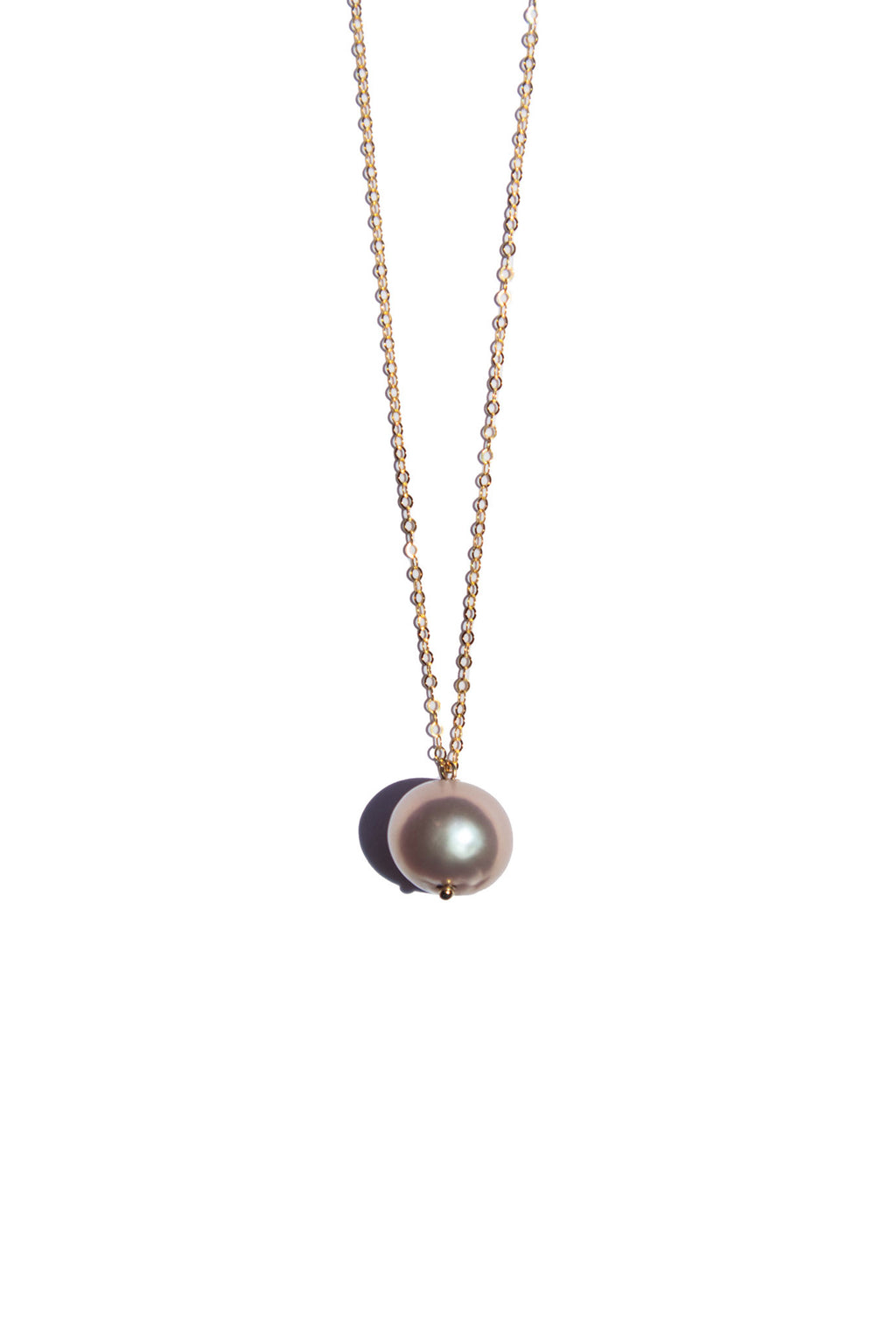 seree-of-marga-sadie-pendant-pearl-necklace-1