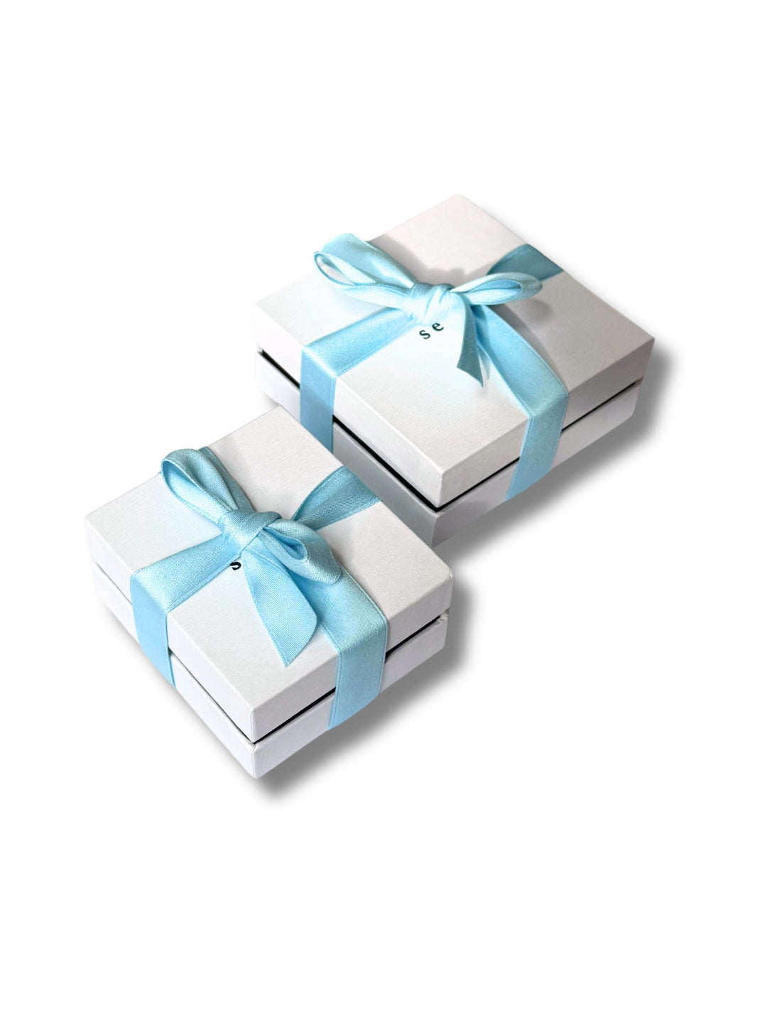 Gift wrap with ribbon - seree