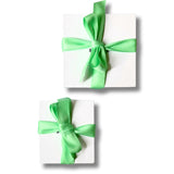 Gift wrap with ribbon - seree