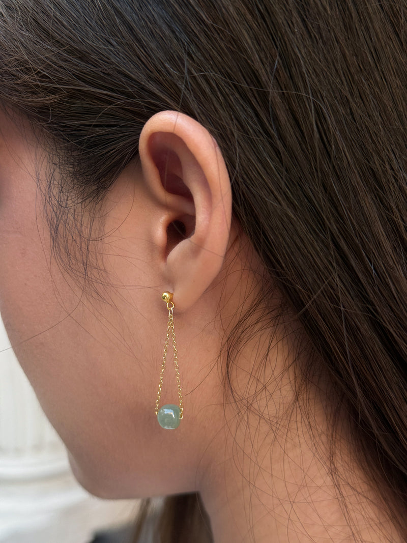 Collection Zodiaque | Balance — Boucles d'oreilles fines en chaîne dorée et jade 