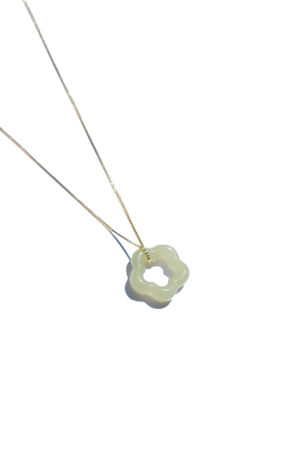 seree-plum-blossom-green-nephrite-jade-pendant-necklace-1