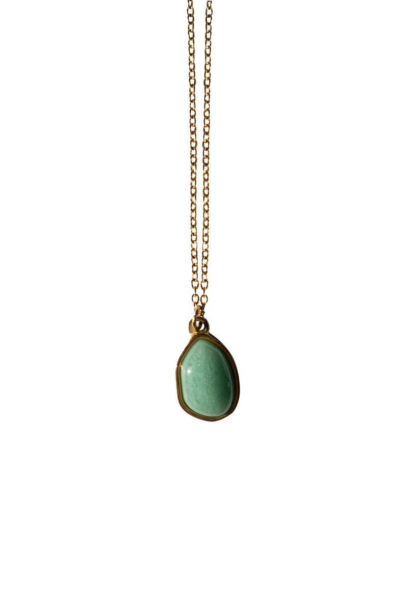 seree-puzzle-necklace-pebble-shape-in-green-aventurine