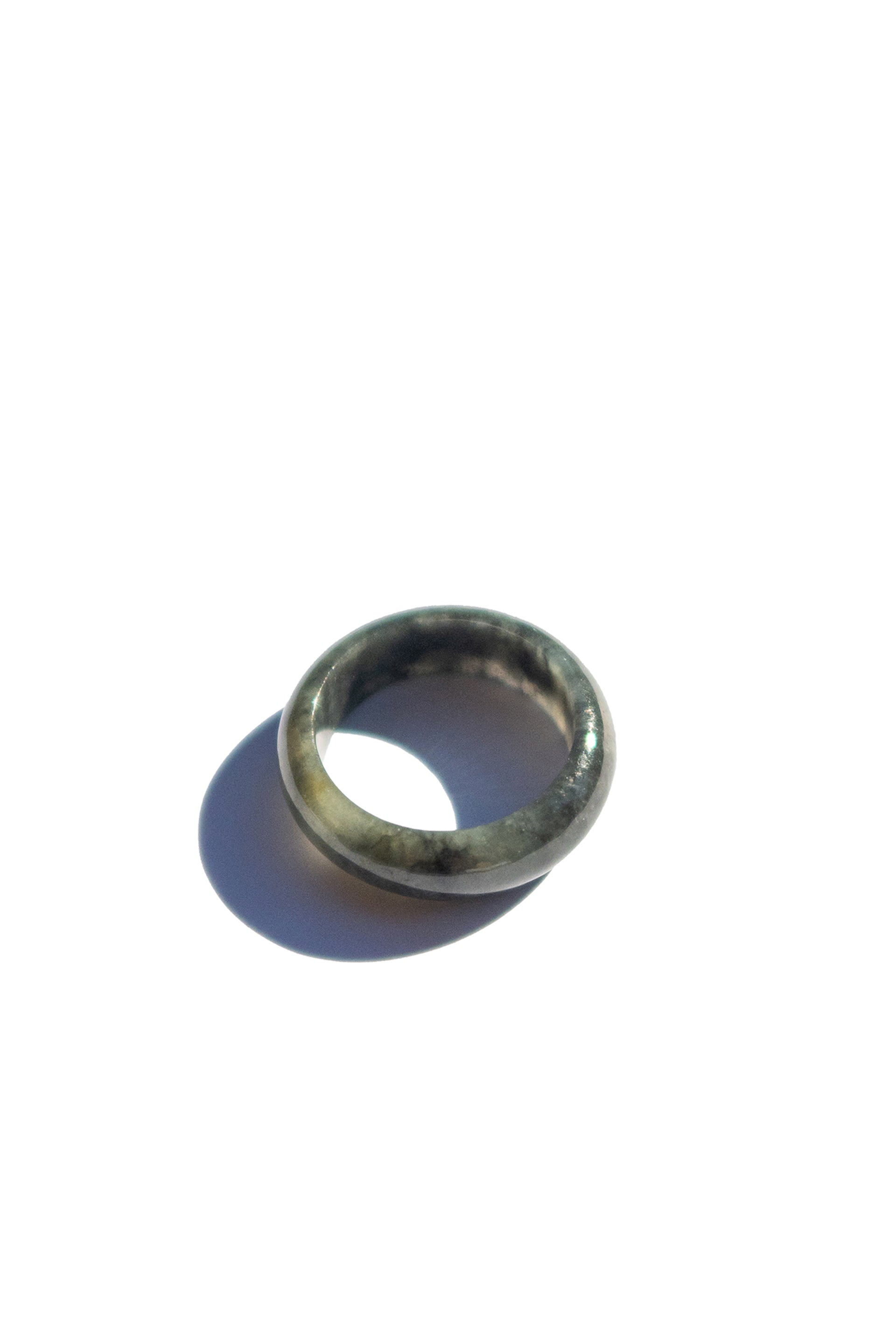 Sesame — Grey jade ring - seree