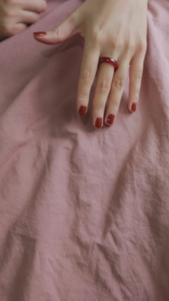 seree-Persimmon-ring-in-orange-color-and-agate